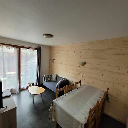 6 Personnes 1800 Au Pied Des Pistes Le Val'titude Valmeinier